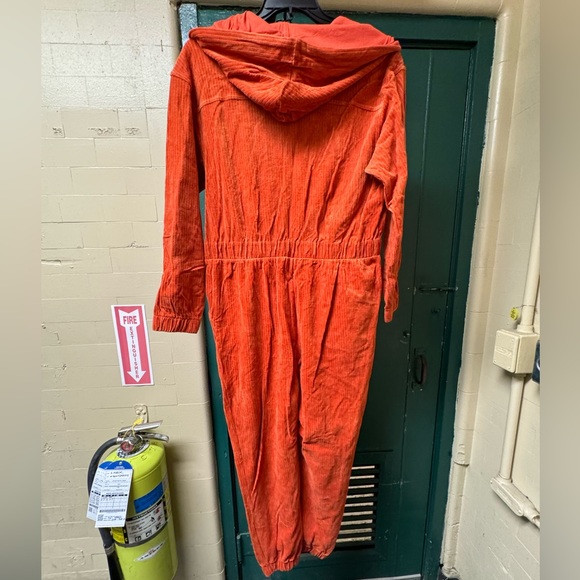 NWT UGG Delores jumpsuit Orange size Large - Picture 10 of 16